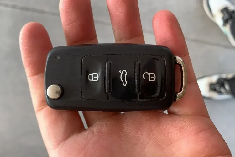 2014 Volkswagen Cross Lavida 1.6L 110HP L4 6AT,autocango,china used car exporter,china ev exporter,chinese used car exporter,chinese used ev exporter