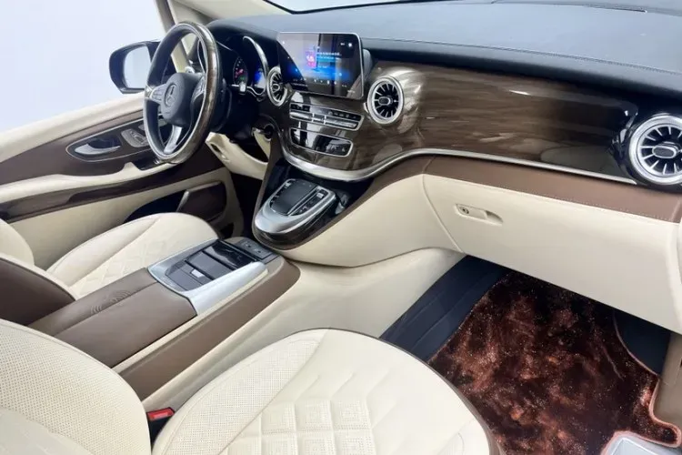 2023 AUXUN AUXUN 2.0T 211HP L4 9AT,autocango,china used car exporter,china ev exporter,chinese used car exporter,chinese used ev exporter