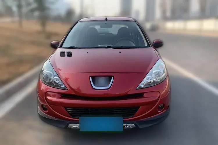2013 Peugeot 207 1.4L 76HP L4 5MT,autocango,china used car exporter,china ev exporter,chinese used car exporter,chinese used ev exporter
