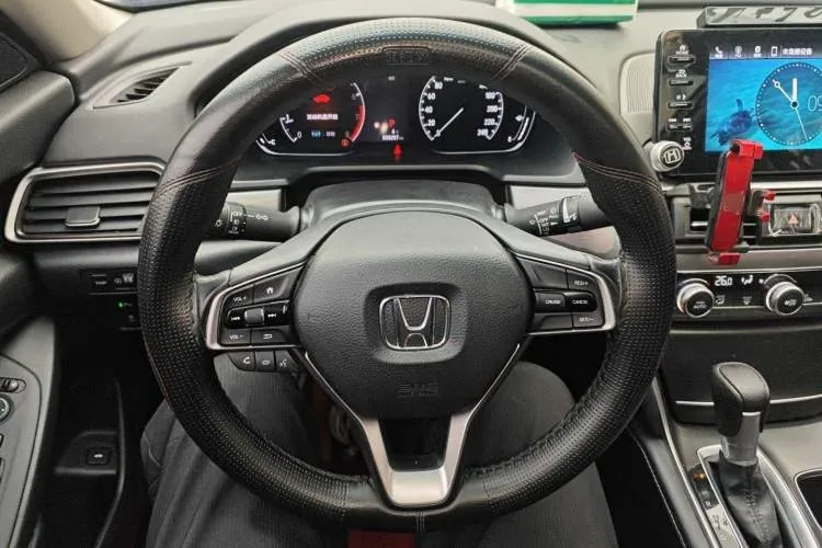 2018 Honda Accord 1.5T 194HP L4 CVT,autocango,china used car exporter,china ev exporter,chinese used car exporter,chinese used ev exporter