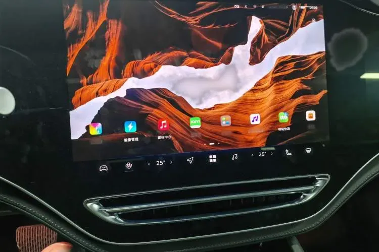 2021 Volvo S90 2.0T 303HP L4 8AT PHEV 11.6KWH,autocango,china used car exporter,china ev exporter,chinese used car exporter,chinese used ev exporter