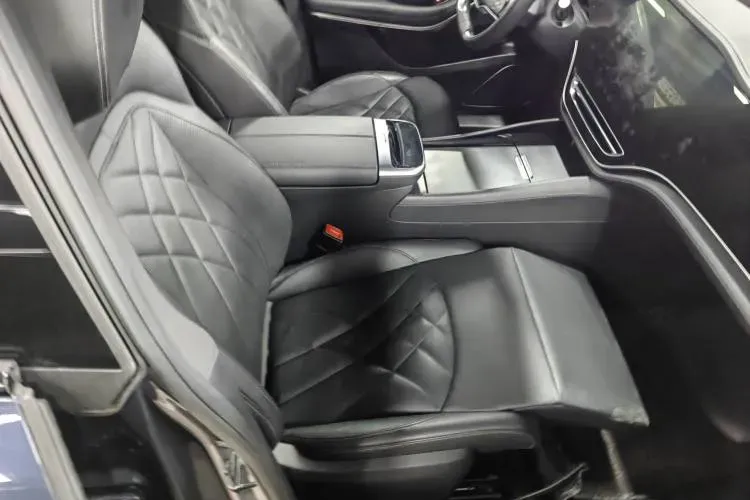 2021 Volvo S90 2.0T 303HP L4 8AT PHEV 11.6KWH,autocango,china used car exporter,china ev exporter,chinese used car exporter,chinese used ev exporter