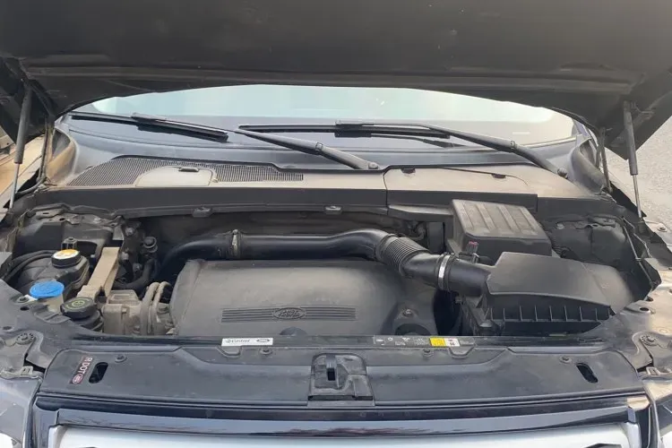 2014 Land Rover Freelander 2 2.2T 190HP L4 6AT,autocango,china used car exporter,china ev exporter,chinese used car exporter,chinese used ev exporter