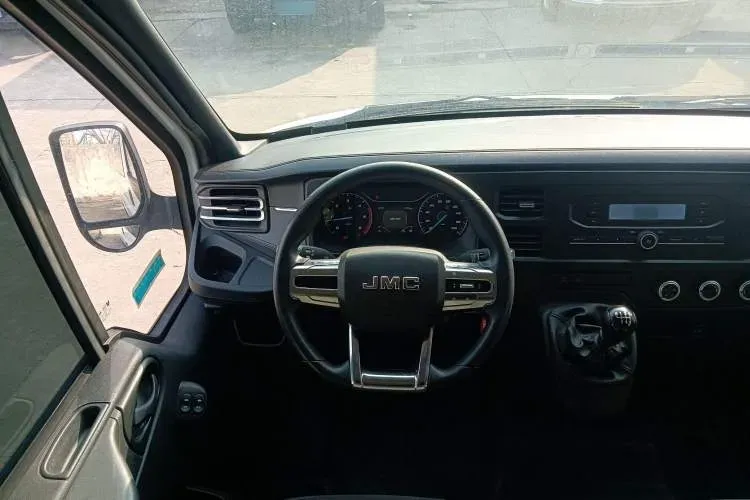 2022 JMC FuShun 2.0T 146HP L4 6MT,autocango,china used car exporter,china ev exporter,chinese used car exporter,chinese used ev exporter