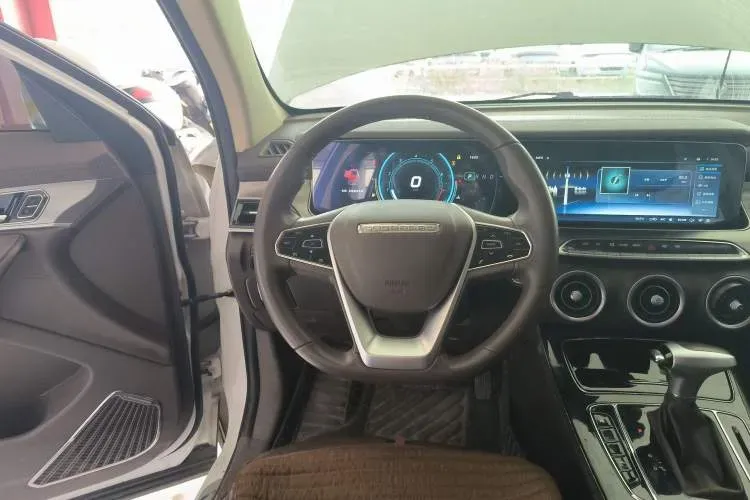 2018 Leopaard Mattu 1.6T 200HP L4 6DCT,autocango,china used car exporter,china ev exporter,chinese used car exporter,chinese used ev exporter