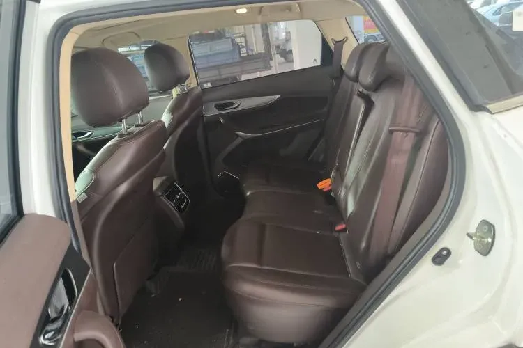 2018 Leopaard Mattu 1.6T 200HP L4 6DCT,autocango,china used car exporter,china ev exporter,chinese used car exporter,chinese used ev exporter