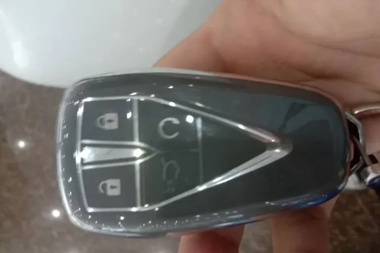 2020 ChangAn Oshan X7 1.5T 178HP L4 7DCT,autocango,china used car exporter,china ev exporter,chinese used car exporter,chinese used ev exporter