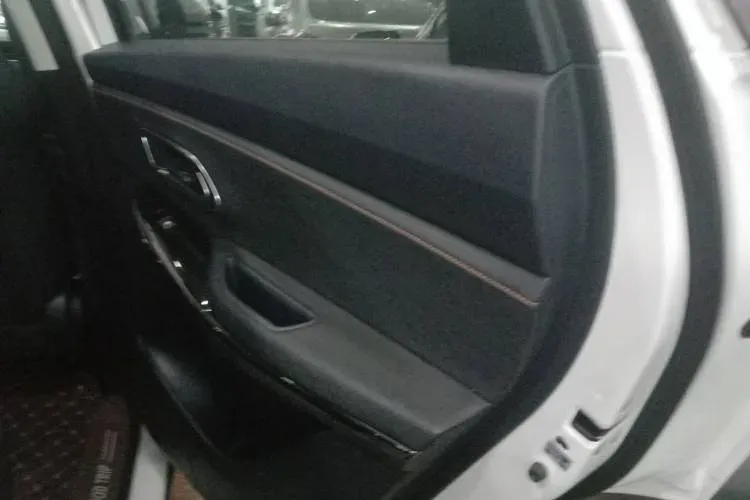 2020 ChangAn Oshan X7 1.5T 178HP L4 7DCT,autocango,china used car exporter,china ev exporter,chinese used car exporter,chinese used ev exporter