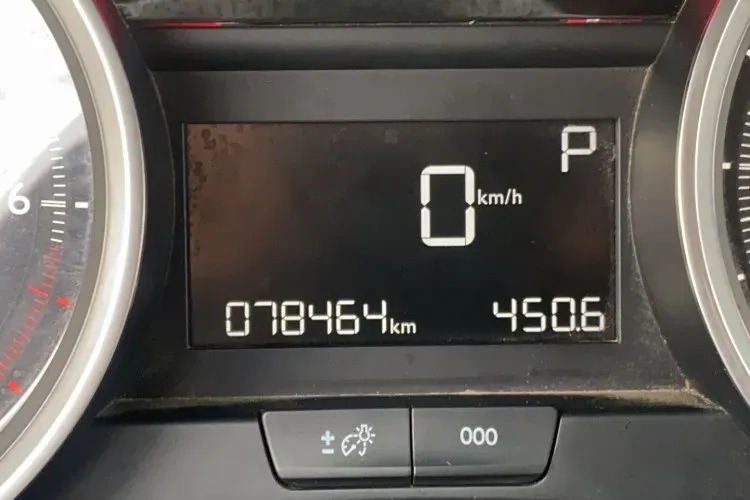 2016 Peugeot 408 1.6T 167HP L4 6AT,autocango,china used car exporter,china ev exporter,chinese used car exporter,chinese used ev exporter