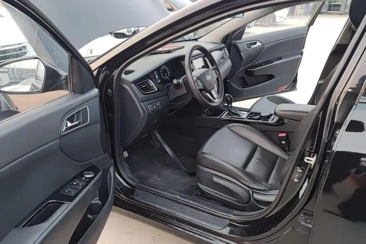 2014 Hyundai Mistra 1.8L 143HP L4 6AT,autocango,china used car exporter,china ev exporter,chinese used car exporter,chinese used ev exporter