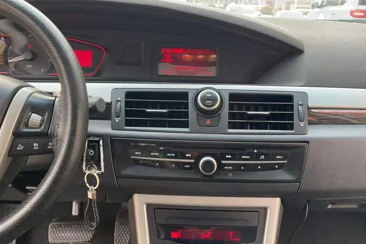 2012 Roewe 550 1.8L 133HP L4 5AT,autocango,china used car exporter,china ev exporter,chinese used car exporter,chinese used ev exporter