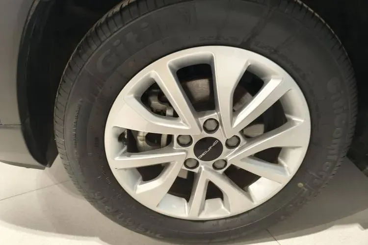 2019 BeiJing Auto X3 1.5T 150HP L4 CVT,autocango,china used car exporter,china ev exporter,chinese used car exporter,chinese used ev exporter