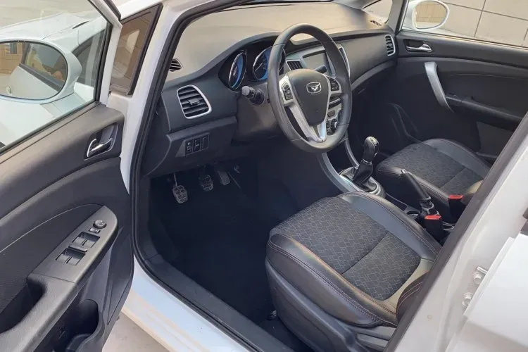 2015 KaiYi C3 1.5L 109HP L4 5MT,autocango,china used car exporter,china ev exporter,chinese used car exporter,chinese used ev exporter