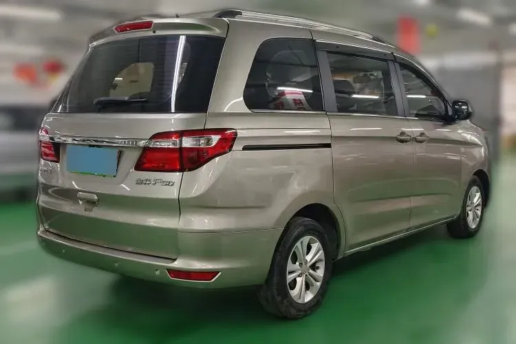 2017 JinBei F50 1.6L 118HP L4 5MT,autocango,china used car exporter,china ev exporter,chinese used car exporter,chinese used ev exporter