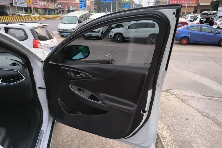 2019 Chevrolet Malibu XL 2.0T 241HP L4 9AT,autocango,china used car exporter,china ev exporter,chinese used car exporter,chinese used ev exporter