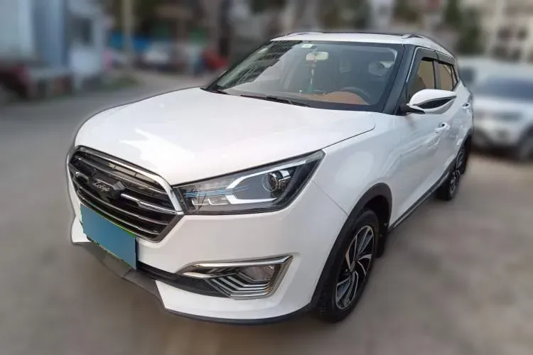 2017 Zotye T300 1.5L 112HP L4 5MT,autocango,china used car exporter,china ev exporter,chinese used car exporter,chinese used ev exporter