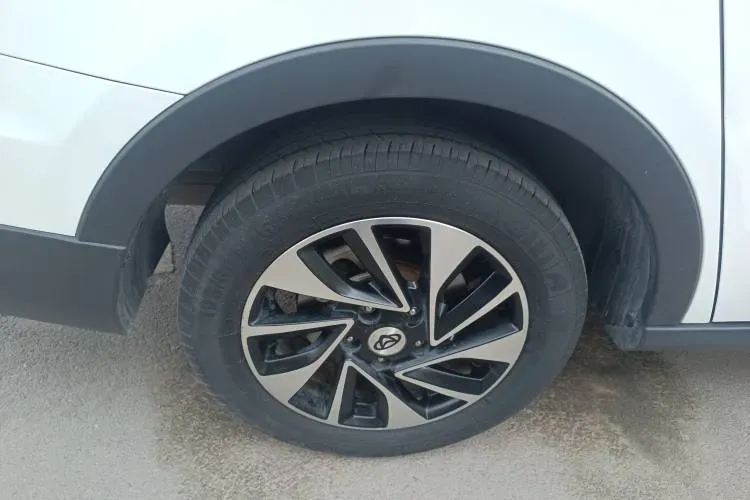 2017 ChangAn Oshan A800 1.6L 125HP L4 5MT,autocango,china used car exporter,china ev exporter,chinese used car exporter,chinese used ev exporter