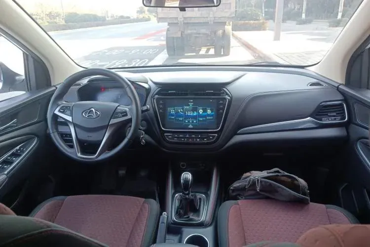 2017 ChangAn Oshan A800 1.6L 125HP L4 5MT,autocango,china used car exporter,china ev exporter,chinese used car exporter,chinese used ev exporter