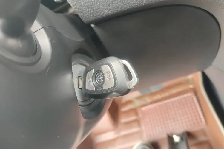 2014 Brilliance Auto V5 1.5T 150HP L4 5AT,autocango,china used car exporter,china ev exporter,chinese used car exporter,chinese used ev exporter