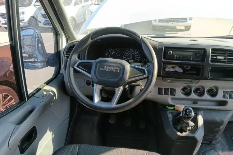 2017 JMC TeShun 2.8T 116HP L4 5MT,autocango,china used car exporter,china ev exporter,chinese used car exporter,chinese used ev exporter