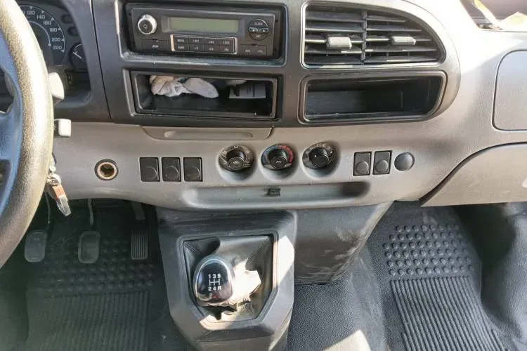 2017 JMC TeShun 2.8T 116HP L4 5MT,autocango,china used car exporter,china ev exporter,chinese used car exporter,chinese used ev exporter