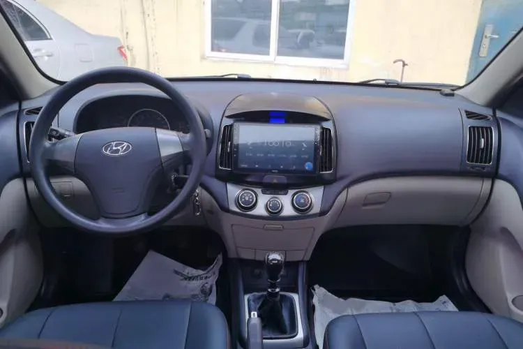 2011 Hyundai Celesta 1.6L 123HP L4 5MT,autocango,china used car exporter,china ev exporter,chinese used car exporter,chinese used ev exporter