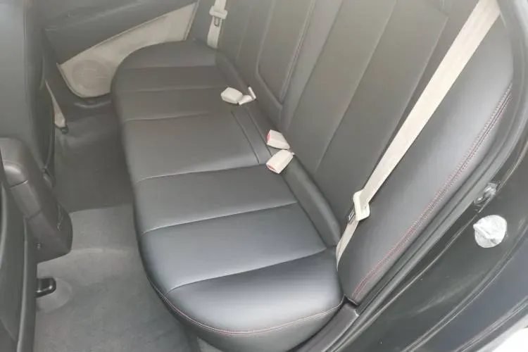 2011 Hyundai Celesta 1.6L 123HP L4 5MT,autocango,china used car exporter,china ev exporter,chinese used car exporter,chinese used ev exporter