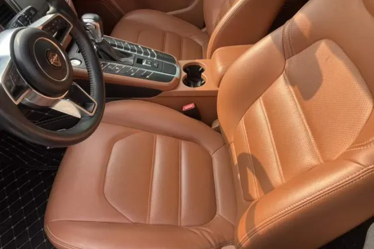 2017 Zotye SR9 2.0T 190HP L4 6DCT,autocango,china used car exporter,china ev exporter,chinese used car exporter,chinese used ev exporter