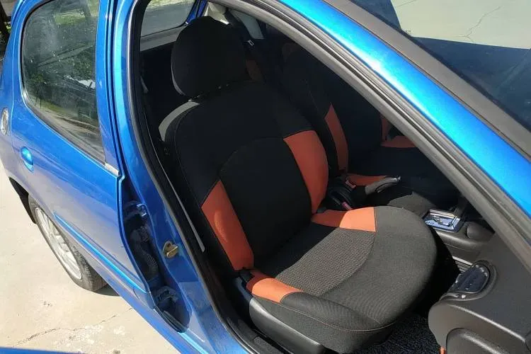 2012 Citroen C2 1.6L 106HP L4 4AT,autocango,china used car exporter,china ev exporter,chinese used car exporter,chinese used ev exporter