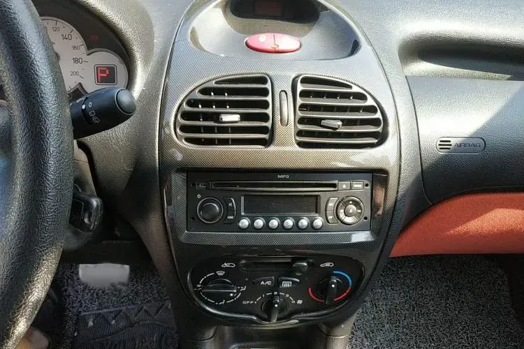 2012 Citroen C2 1.6L 106HP L4 4AT,autocango,china used car exporter,china ev exporter,chinese used car exporter,chinese used ev exporter