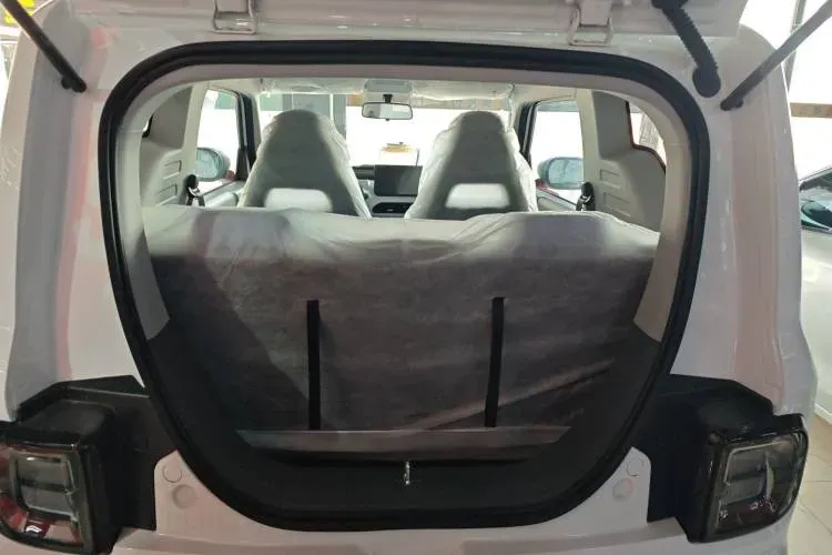 2023 Geely Panda BEV 9.61KWH,autocango,china used car exporter,china ev exporter,chinese used car exporter,chinese used ev exporter