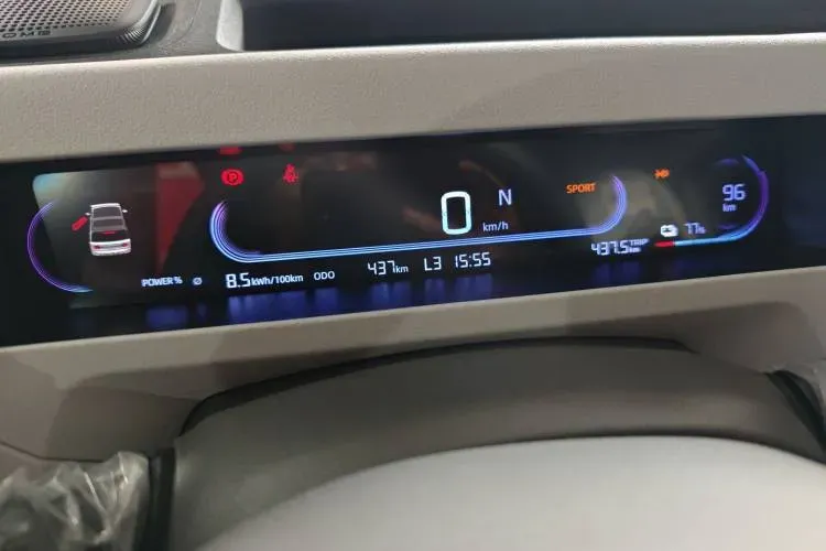 2023 Geely Panda BEV 9.61KWH,autocango,china used car exporter,china ev exporter,chinese used car exporter,chinese used ev exporter