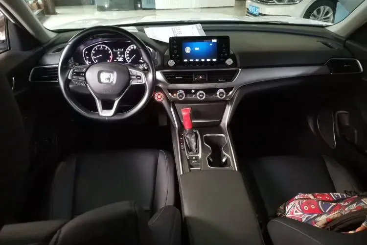 2018 Honda Accord 1.5T 194HP L4 CVT,autocango,china used car exporter,china ev exporter,chinese used car exporter,chinese used ev exporter
