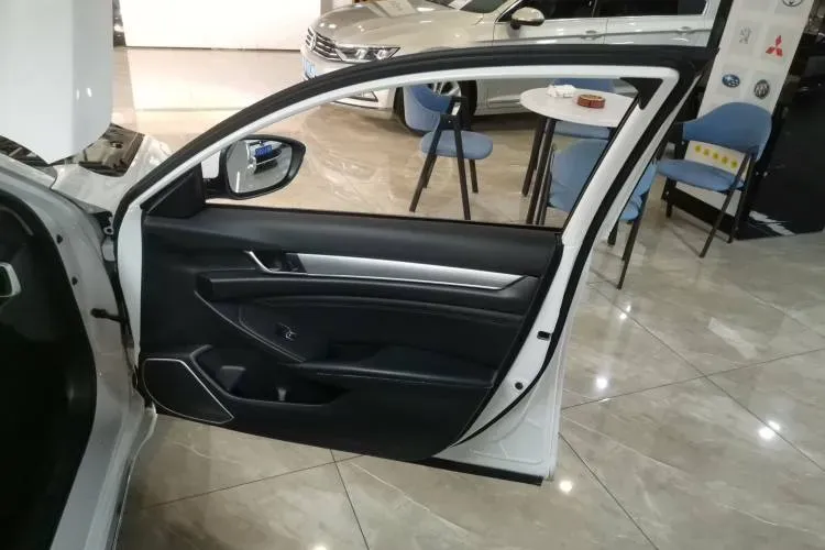 2018 Honda Accord 1.5T 194HP L4 CVT,autocango,china used car exporter,china ev exporter,chinese used car exporter,chinese used ev exporter