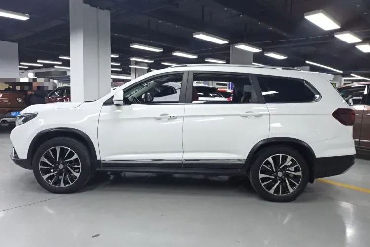 2020 DongFeng Forthing T5L 1.5T 156HP L4 6AT,autocango,china used car exporter,china ev exporter,chinese used car exporter,chinese used ev exporter