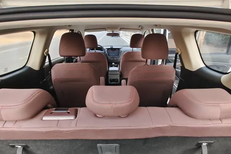 2017 ChangAn Oshan A800 1.6L 125HP L4 5MT,autocango,china used car exporter,china ev exporter,chinese used car exporter,chinese used ev exporter