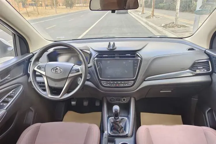 2017 ChangAn Oshan A800 1.6L 125HP L4 5MT,autocango,china used car exporter,china ev exporter,chinese used car exporter,chinese used ev exporter