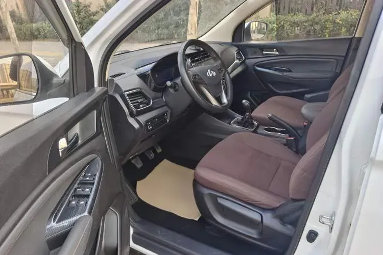 2017 ChangAn Oshan A800 1.6L 125HP L4 5MT,autocango,china used car exporter,china ev exporter,chinese used car exporter,chinese used ev exporter