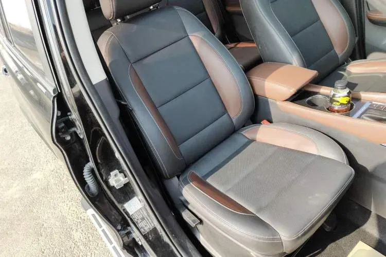 2017 SWM X7 1.5T 156HP L4 6AT,autocango,china used car exporter,china ev exporter,chinese used car exporter,chinese used ev exporter