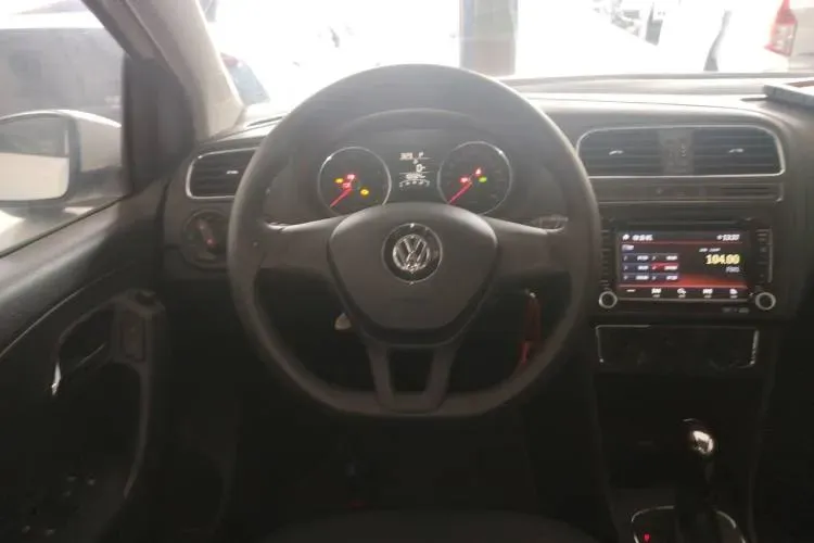 2014 Volkswagen Polo 1.4L 90HP L4 6AT,autocango,china used car exporter,china ev exporter,chinese used car exporter,chinese used ev exporter