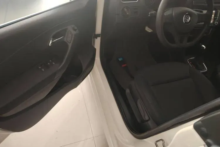 2014 Volkswagen Polo 1.4L 90HP L4 6AT,autocango,china used car exporter,china ev exporter,chinese used car exporter,chinese used ev exporter