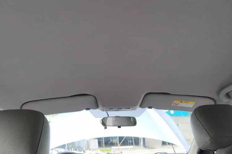 2015 Venucia T70 2.0L 144HP L4 CVT,autocango,china used car exporter,china ev exporter,chinese used car exporter,chinese used ev exporter