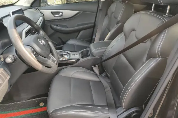 2019 DongFeng Fengon Fengon S560 1.8L 139HP L4 CVT,autocango,china used car exporter,china ev exporter,chinese used car exporter,chinese used ev exporter