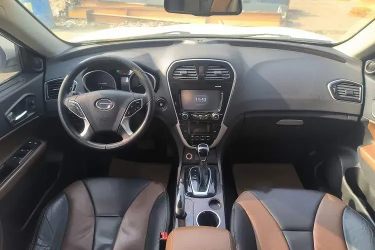 2015 GAC Trumpchi GS5 Super 1.8T 177HP L4 7DCT,autocango,china used car exporter,china ev exporter,chinese used car exporter,chinese used ev exporter