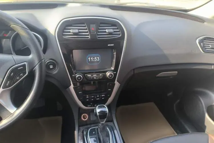 2015 GAC Trumpchi GS5 Super 1.8T 177HP L4 7DCT,autocango,china used car exporter,china ev exporter,chinese used car exporter,chinese used ev exporter