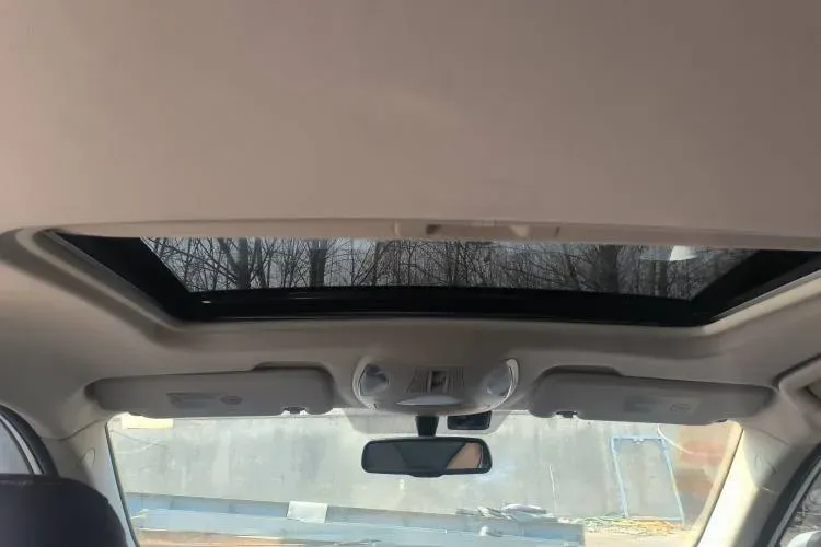 2015 GAC Trumpchi GS5 Super 1.8T 177HP L4 7DCT,autocango,china used car exporter,china ev exporter,chinese used car exporter,chinese used ev exporter