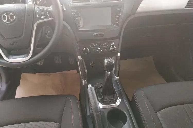 2016 BeiJing Auto Senova X55 1.5L 116HP L4 5MT,autocango,china used car exporter,china ev exporter,chinese used car exporter,chinese used ev exporter