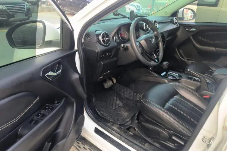 2019 Soueast DX3 1.5T 156HP L4 CVT,autocango,china used car exporter,china ev exporter,chinese used car exporter,chinese used ev exporter