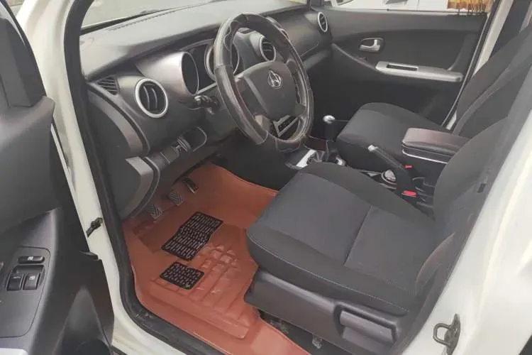 2014 ChangAn Kaicene Honor S 1.5L 106HP L4 5MT,autocango,china used car exporter,china ev exporter,chinese used car exporter,chinese used ev exporter