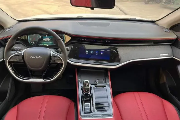 2021 DongFeng Aeolus YiXuan MAX 1.5T 190HP L4 7DCT,autocango,china used car exporter,china ev exporter,chinese used car exporter,chinese used ev exporter